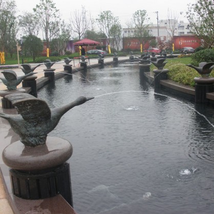 合富峰景中心花园雕塑
